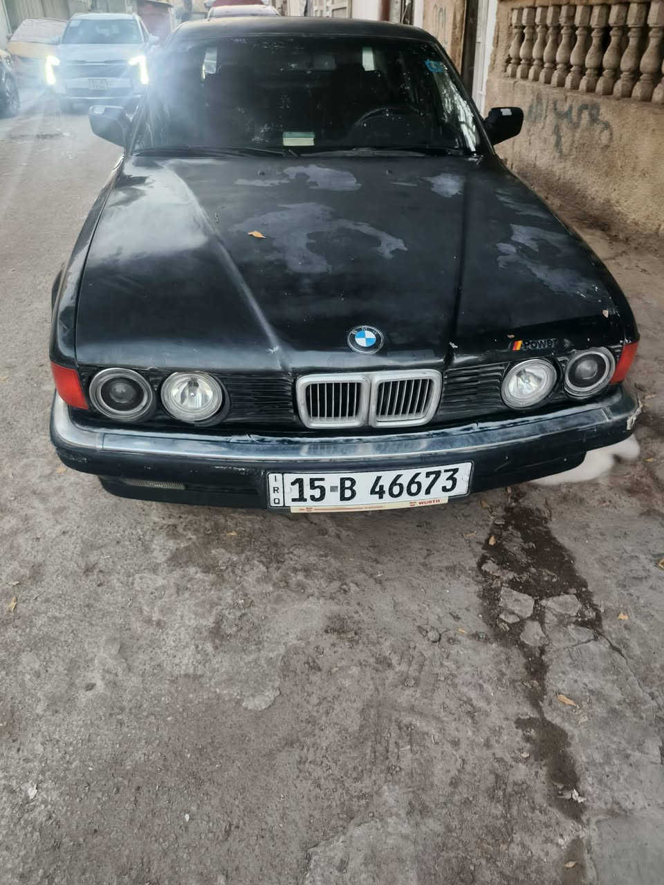 سلام عليكم بي ام حجم 735 موديل 91 كير ومكينه كلش نظاف تبريد جبتله كمبريسر بس اشده تاخذ مني تبريد دبل ايرباك دبل جكمجه تخم تاير جديد دواخلها حلوه بردات خلفيه وجانبيه مال بيبان خلفيه مشيولات جايبلهن اثنين بس يرادلهن شد الخلفيه شغاله حداديه واكسل جدد خلفي وامامي جامه جديده هزه جديده  رقم انبار انكليزي بااسمي سلايت شغال طكتين لايت عالي ناصي كلش قوي شتشه كبيره اندرويد طوافه جديده واصليه بشرط هيه والفيت بم اصليات بيها شلعه تشك الكاع ويل 16 طستها كلش حلوه اخوان السياره جاهزه بالكامل ممصبوغه قبل بلاد بس عوزه بولش قماره وبنيد وجنطه السعر ب42 عنوان بغداد البياع *********** بي واتساب ومفتوح الخاص ( اخوان  بدون مراوس )
