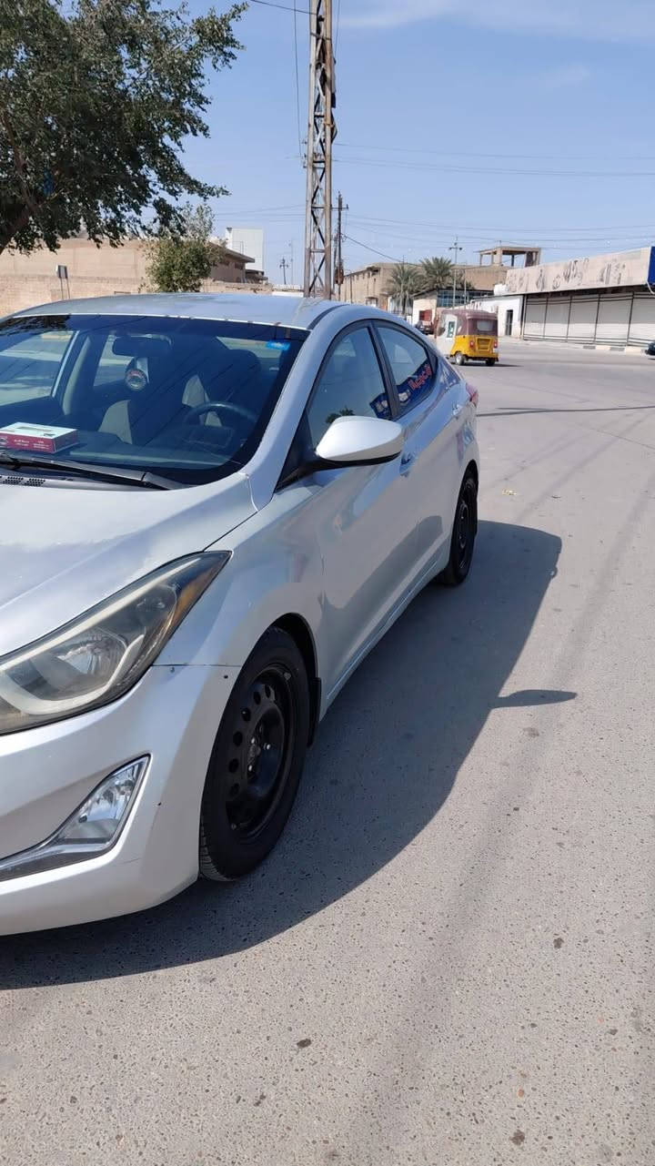 السلام عليكم
النترا 2016 للبيع

السياره بيها صبغ بدون داخل

السياره نضيفه حيل كهربائيات كلها شغاله

شرط بدون أرباك

تخم تاير

مكينه وكير مكفولات

باسمي تحويل ثاني يوم

السونار مرفق بالمنشور

للاستفسار الاتصال عالرقم مكانها ديالى بعقوبة 

***********
