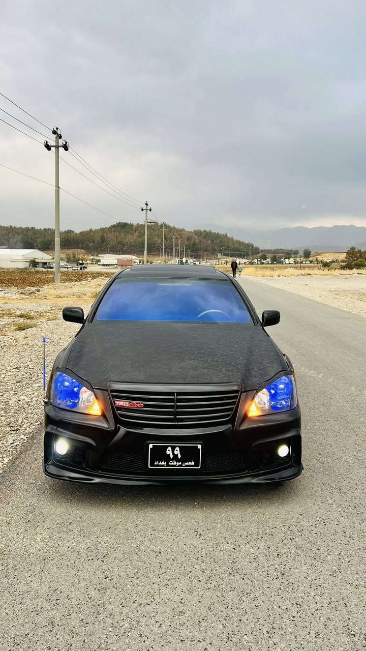 بڕاوەی ٢٠٠٥ 
 ٣ دووگمە سوکان کارەبا سڵاید  دینگەی ستیل کامل جوانکرای کامل مەسرف کراوە گێڕ و مەکینەو دەعمو لێدراو سەقفی بەشەرت بۆ یەک دینار مەسرەف مەگەڕێ
57$ مەجالێکی کەم
***********
