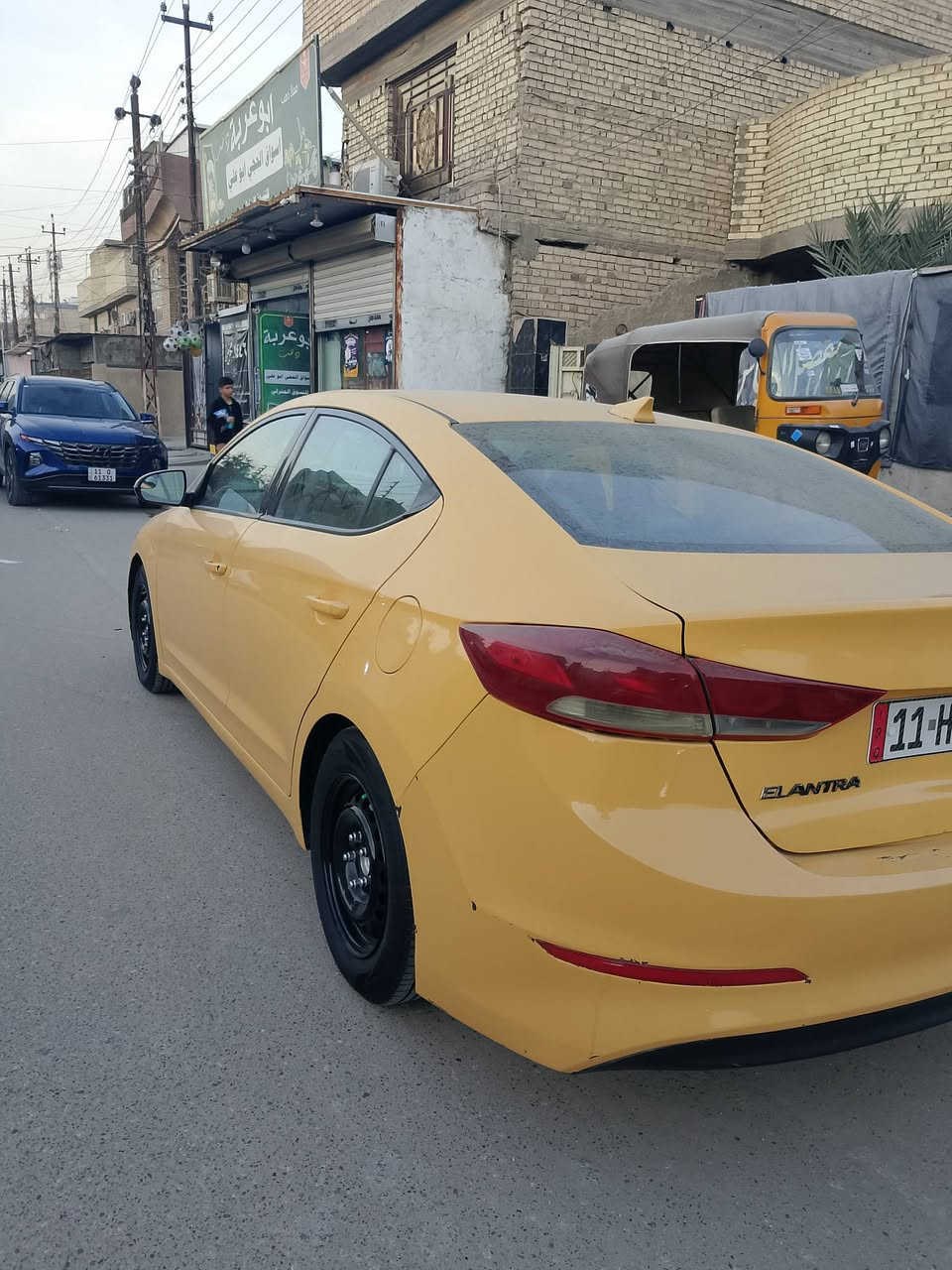 سلام عليكم النترا ١٧ للبيع وارد امريكي حادثه قبق جنطه شويه وبدايت لحوض بدون كص وحار راجع بارد مكينه ٢٠٠٠ دوش سياره مبدل بيه فقط كازكيت بيه منضومه مال غاز 
تخم تاير جديد حداديه كله جديده مصفره هيئه وغرامات 
تحكم استيرن جهتين 
نضام ايكو 
وسبورت 
ومانع انزلاغ 
لايت زنون سياره دوشمه عامه 
***********
