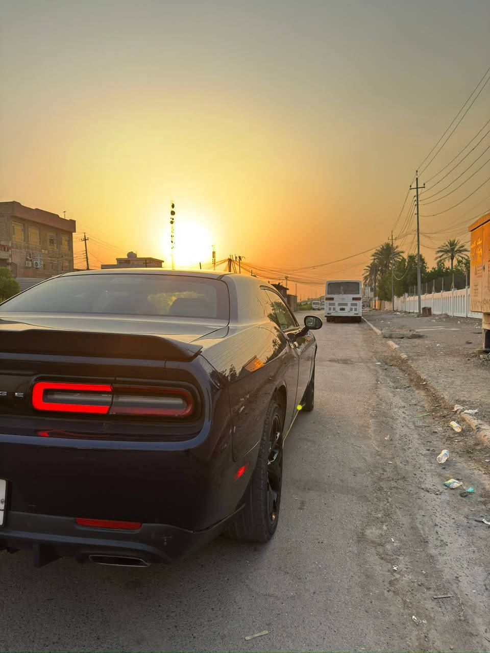 سلام عليكم جالنجر sxt  2016  بغداد لون نيلي  حادثه سرقه وقطع مبدله نفس لون بدون صبغ بدون ضربه بيه طخات بسيطه
ماشيه 91   دوشمه جديد  مكينه وكير وتبريد مكفوله وخير من الله سياره كامله
مكانهة زيونه 714 
تايرات جديد سعر 145 ورقه رقم هاتف ***********
