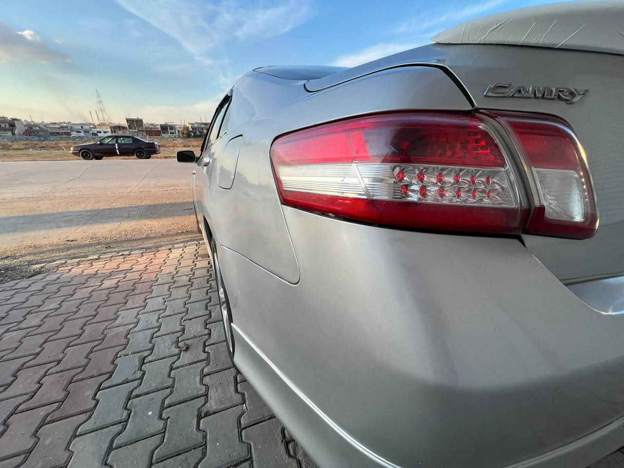 سياره كاميري موديل 2009 ثلاث قطع  صبغ سياره بسمنه شرط تحويل صدر امامي وره جديد سنويه جديد. رقم جديد 4تايرات جديد كشن كهربائي سعر 93وبي مجال عيوان كركوك رقم مبايل *********** كركوك, العراق
