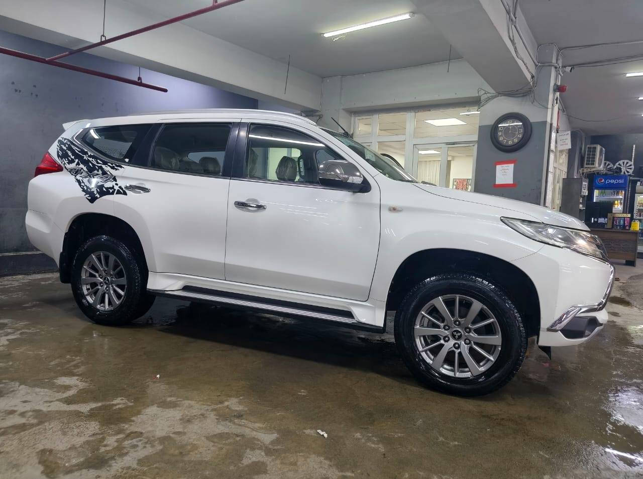 ميتسوبيشي أوتلاندر (استيشن) 2019 خليجي

كفالة عامة
فول مواصفات
فورويل
6 سلندر
7 راكب
رقم سليمانية
تخم تاير جديد
سيارة ماشية 71 الف كم (جديدة بمعنى الكلمة)
شخط مابيها
وضع شركة كلها
تحويل مباشر

السعر: 🟧 السعر علق يوصلك السعر 📮
للتواصل: ***********

#ميتسوبيشي_أوتلاندر #أوتلاندر_2019 #خليجي #7_راكب #فورويل #6_سلندر #بيع_سيارات
