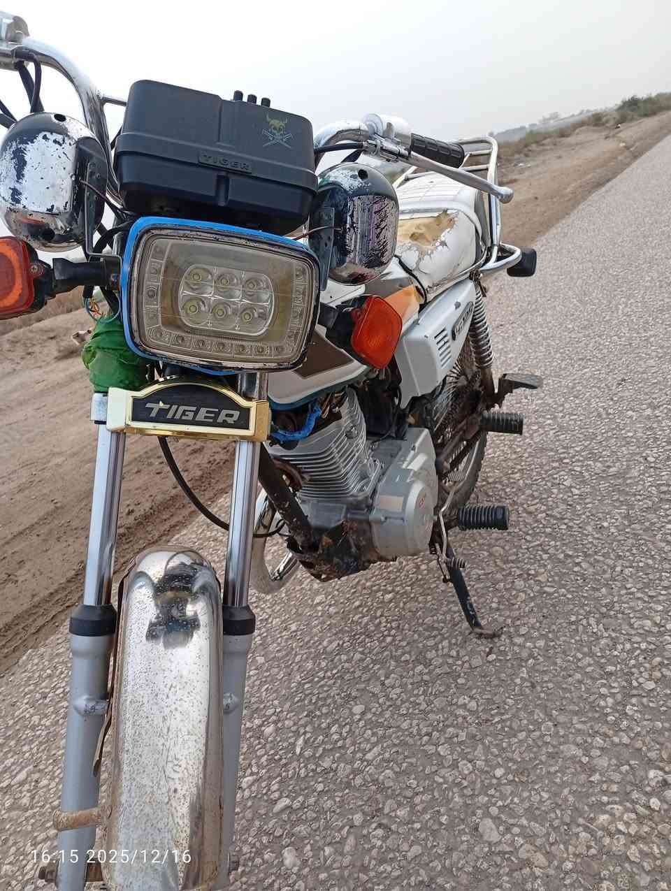 السلام عليكم للبيع
دراجه تايكر 21
اوراق أصولي ب 350 وبيه مجال
*********** بابل طليعة
