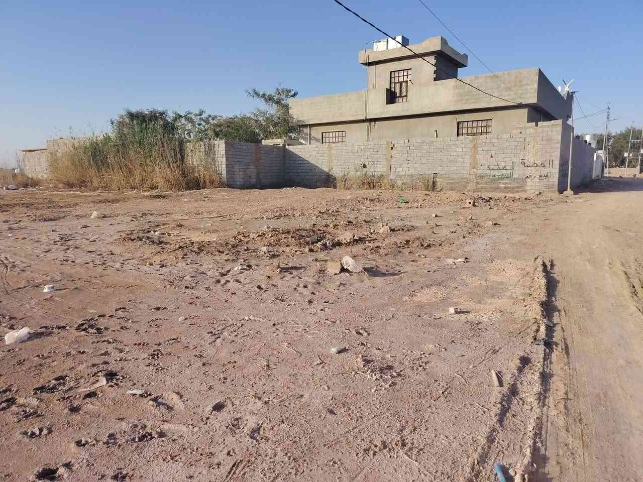 قطعه للبيع خلف صرف الصحي يم المضيف طابو زراعي سند 25المساحة 170 ركن شارع 20 ب 10 السعر ع خاص 
رقم الهاتف 
***********
***********
