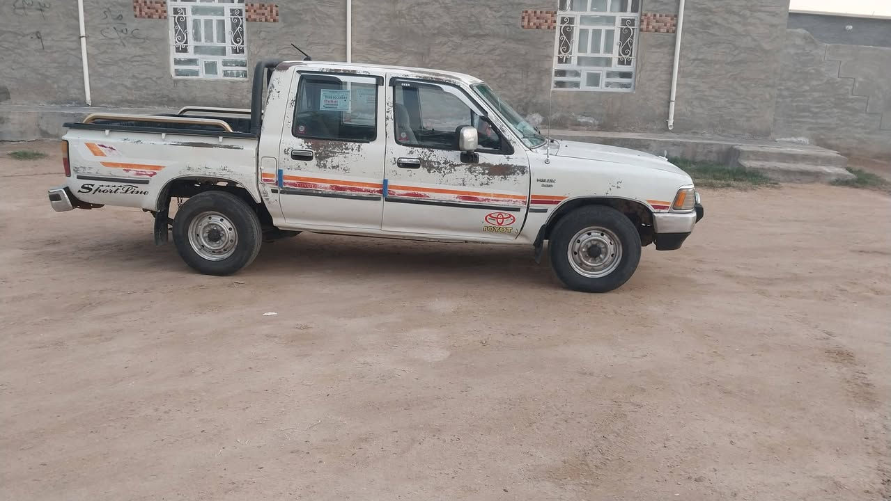 سلام عليكم بيكم تويوتا موديل ٨٩ مكفوله كفالة عامه على وضع شركه محرك كير اكسن شاصي كله شرط رقم الماني سنويه عضم عاج تحويل مباشر كهربائيات كلها شقاله هاذا رقم هاتف وشراي يدلل. ***********
