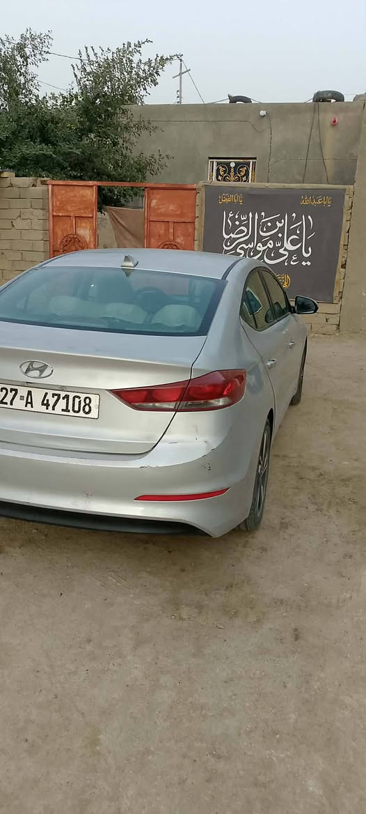 السلام عليكم
النترا موديل 2017  مكفوله تخم تاير جديد حداديه جديد مكينه جديده بأسمي للاستفسار الاتصال ***********
