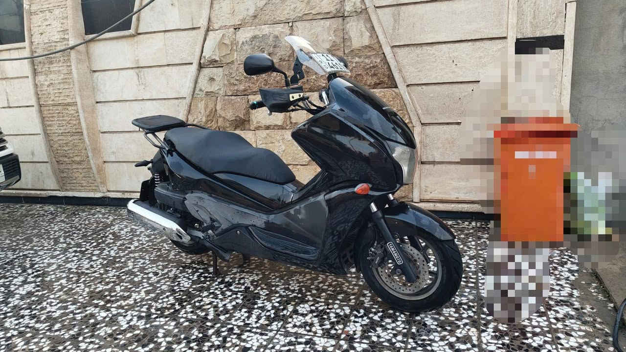 دراجة هوندا فاز رقم بغداد انكليزي تحويل ثاني يوم سنويه بااسمي بدون كير عميه مكينه وكهربائيات مكفوله كفرات بيها ملاحظات بسيطه مال استخدام الدراجة مشتريها ب2022 على ايدي اخذتها من الرمبة ورقمتها دراجة خير من الله بس بانزين ودهن امانه مطابه فيتر ابد هاي الفتره كلها مكانها بغداد العطيفية سعرها  (مليونين و900 الف ) تواصل واتساب ***********
