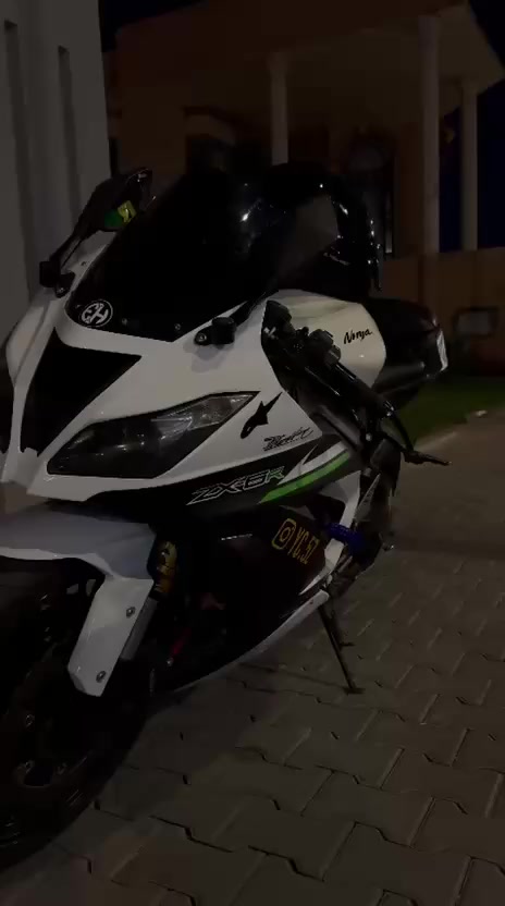 كاوسكي 2016  zx6r 636cc
سنوية ورقم مميز ولون نادر ومحرك نظيف ما مفتوح
سعر 45$ وبيهه مجال قليل حك الجيه 
اي استفسار عندك اتصل وتدلل ***********
مكاني بصره
واتساب موجود
