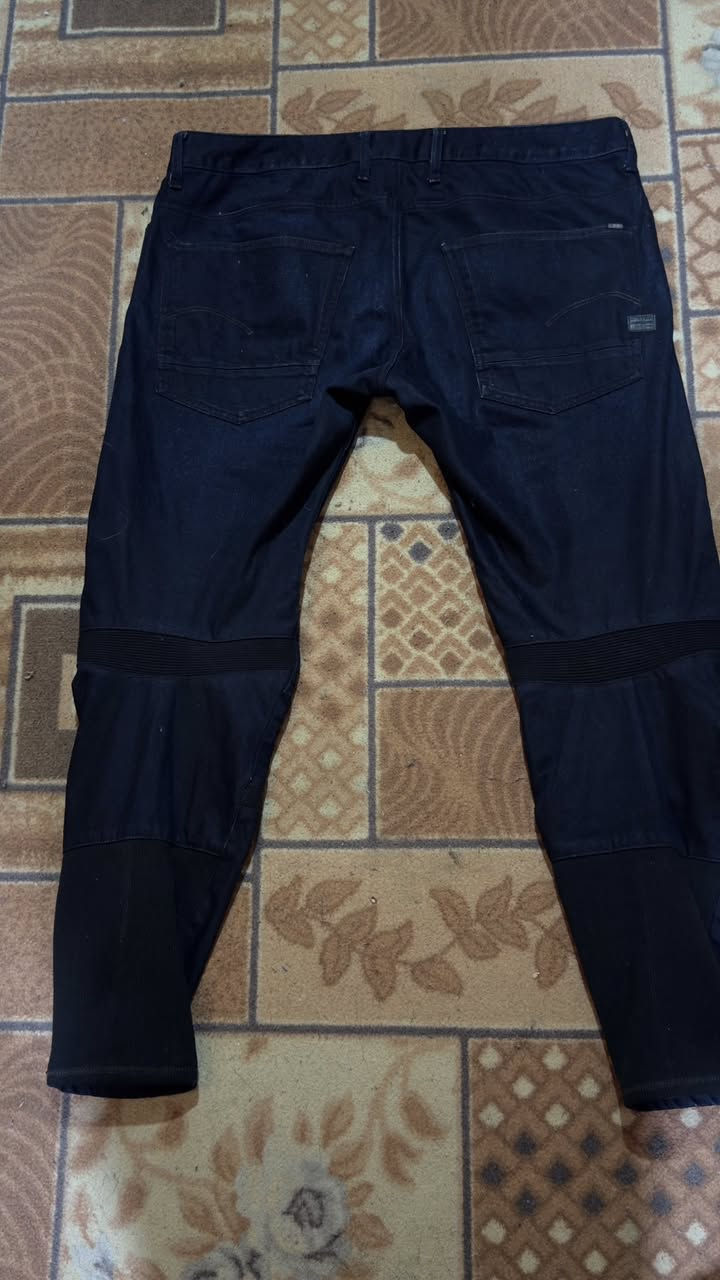 قطعة كلش مميزة متتفوت من جي ستار
القطعة اصلي نظافة ١٠/١٠ 
ليگرا
الطول ١٠٥
القياس ٣٨
لون نيلي غامق مطعم ب اسود 
السعر خاص


**إذا كنت صاحب هذا الإعلان وتريد حذفه لأي سبب، رجاءا أرسل رسالة إلى الدعم الفني**