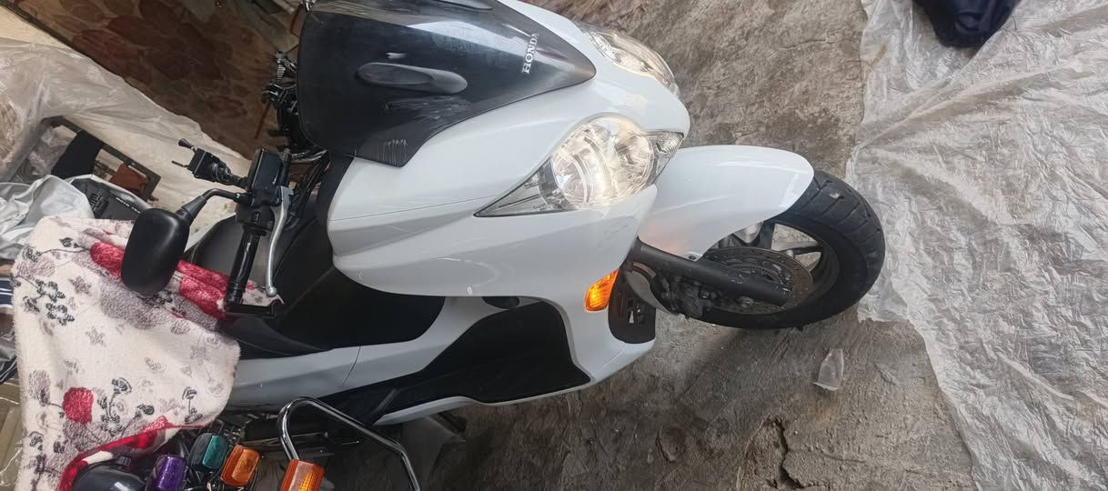 السلام عليكم 0 10 للبيع السعر 20 دراجه رامبه عنواني ميسان العماره انا وكيلها دراجهه او مراوس ما متواجد في الفيس لا اقرا ولا اكتب او مخابره او واتساب***********
