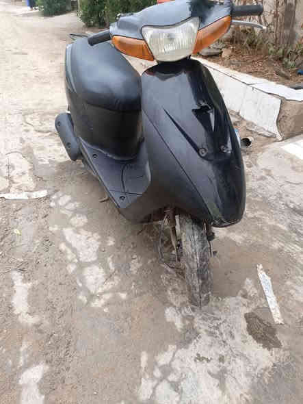 سلام عليكم دراجه سوزوكي رياضي مكينه حلوه سعره225بيه مجال قليل شراي يتصل ***********
