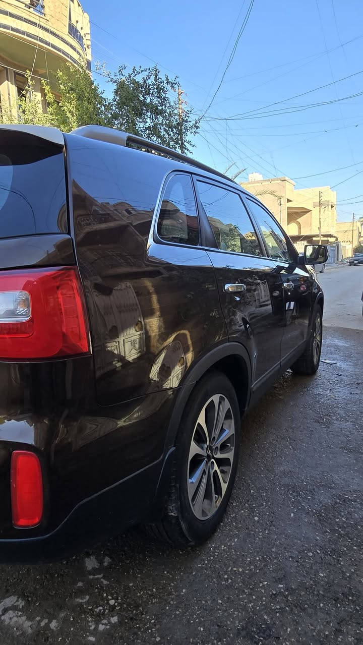 سلام عليكم سورنتو مديل ١٤ خليجي كويتي السياره فول عده البني رامه مكينه ٦ ستندر فور ويل كشنات جلد قرمدي بصمتين ماشيه ١٢٠ كراسي المامي كهرباء تفه تبريد ٣ قطع ٧راكب السياره بل ١٢٠ دك جرس عله وضع الشركه مكفوله بيع او مراوس حسب القناعه حتلو سياره زغيره ماكو مشكله وينطي قرق مكاني بغداد الرقم ***********
