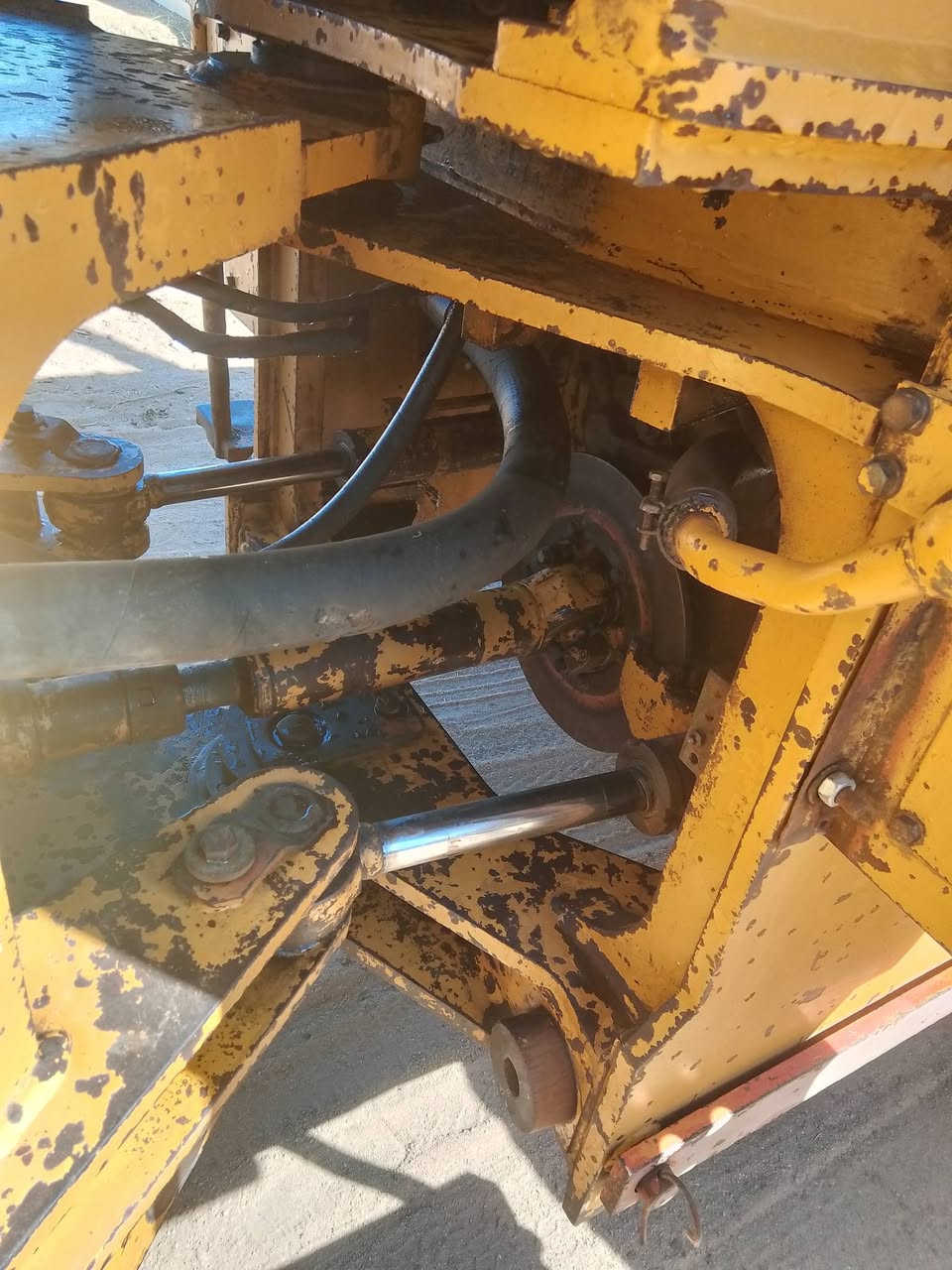 بسم الله ما شاء الله لودر 840 في حاله الاستيراد والمعاينه خير دليل 01007966845
01152513388


**إذا كنت صاحب هذا الإعلان وتريد حذفه لأي سبب، رجاءا أرسل رسالة إلى الدعم الفني**