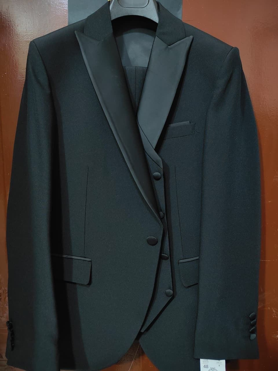 تصفية بدلات رجالية - بغداد
توكسيدو - سلم فت - موديلات رسمية.
متوفر سيريات ومكسر.
السعر: القطعه 26,000 د.ع
📞 رقم الهاتف: ***********
()
