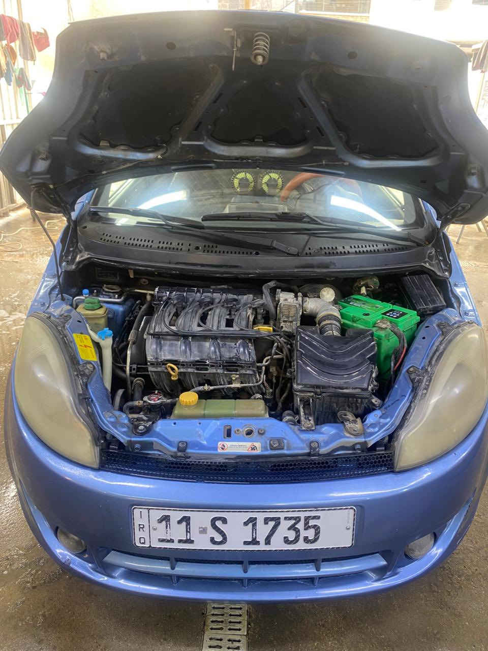 سلام عليكم شباب شيري A1للبيع سياره جديده مال زوجتي ماتطلع بيها قليل استخدامها تدفئه تبريد شغاله التبريد ثلج اوتماتيك رقم مميز بيها هزه جديدة السعر 37 ورقه وبيها مجال بسيط جدا ***********
