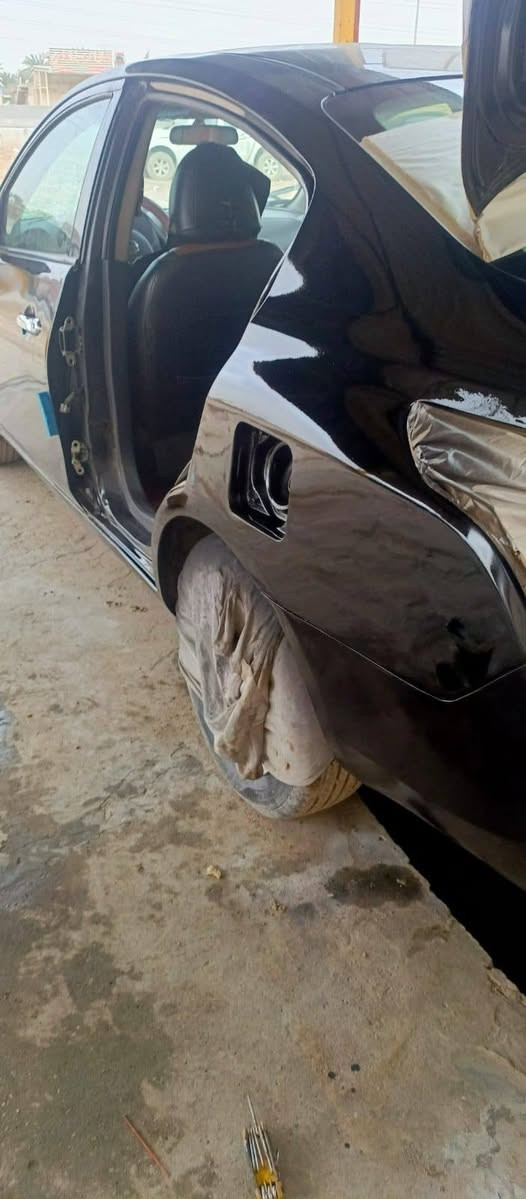 سمكره وصبغ الصافي تصليح علبارد بأحدث الطرق تصليح دعاميات عنوان تاجي مقابيل صناعي لوريات ***********
