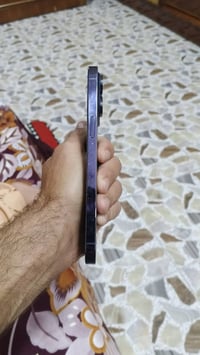 جهاز ايفون 14بروماكس للبيع شاشه مكسور ‏‪07837520596‬‏ اتصال