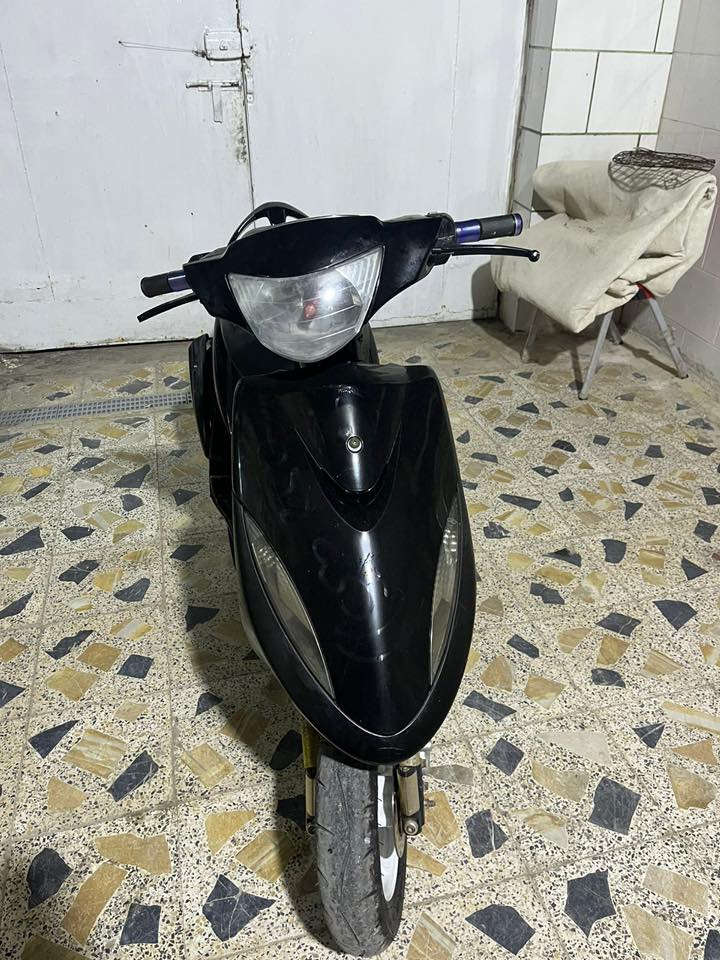 دراجه ماكس عدله بوشه بلاد 49ما مفتوحه هندر سلف كلشي شغال سعره 650وبيه مجال ***********
