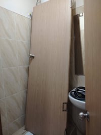 باب • ٦٨×١٩٩ • مع ملحقاته