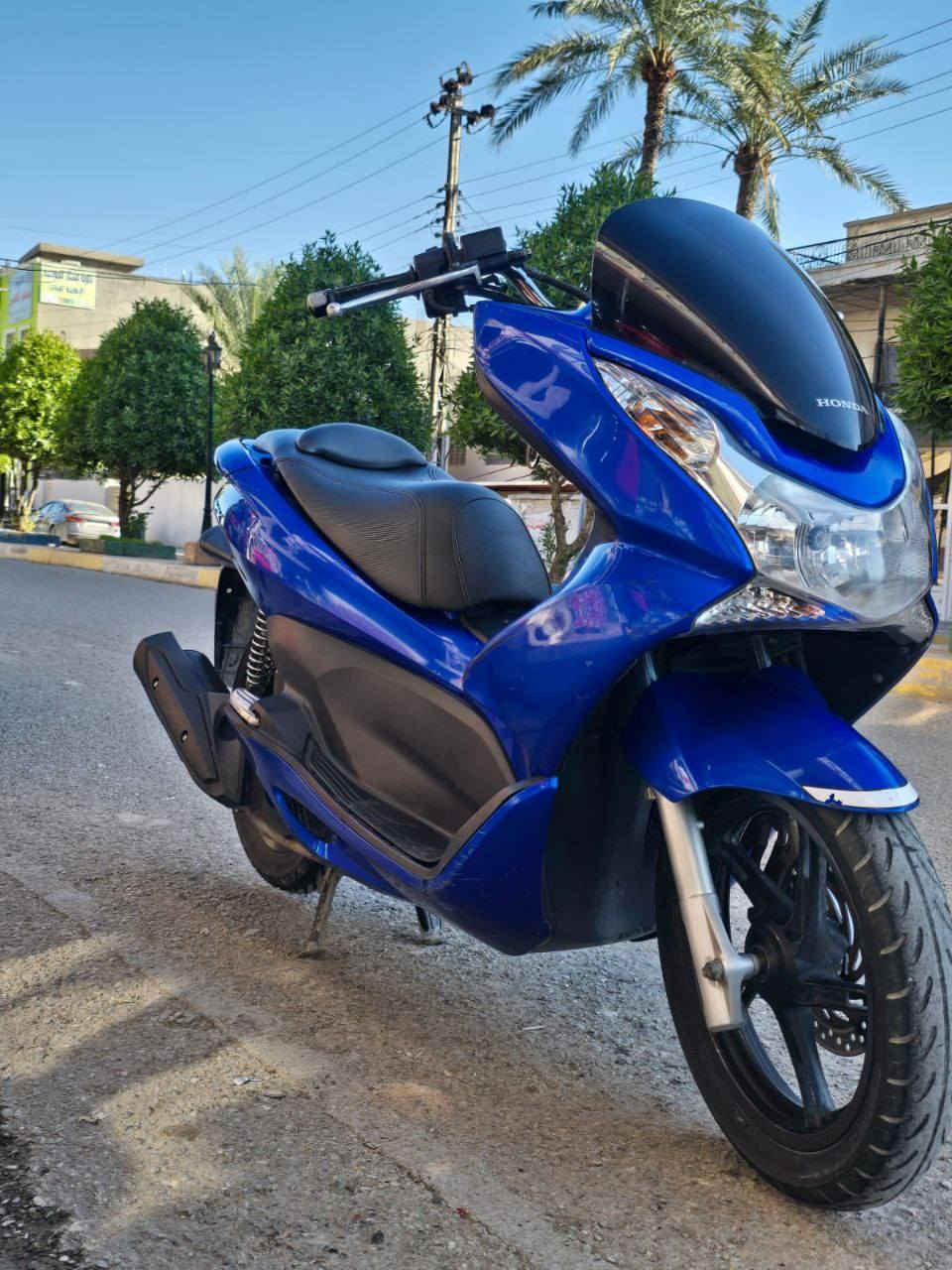 دراجه pcxللبيع دراجه بعده نظيفه شلعه تخبل حساس Aيشتغل  ماشيه 40  السعر 14بيه مجال الي مو شراي لايتصل  عنوان ديالئ بعقوبه الرقم ***********
