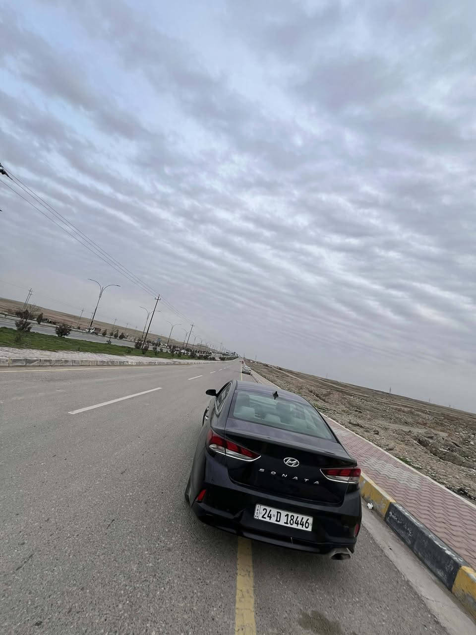 سوناتا امريكي موديل ٢٠١٨فول بصمة كشنات هيتر  ماعدا فتحة بدون ايرباك رقم دهوك بسمي  سنوية ورقم جديد بيها جاملخ خلفي صبغ بدون دواخل وبارد اشوي بجاملخ امامي محرك وكير شرط للاستفسار على الرقم ***********
