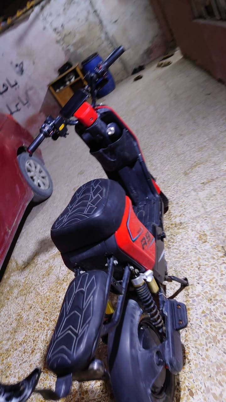 للبيع دراجة شحن R9 كرمت علي الرقم ***********  سعر 350
