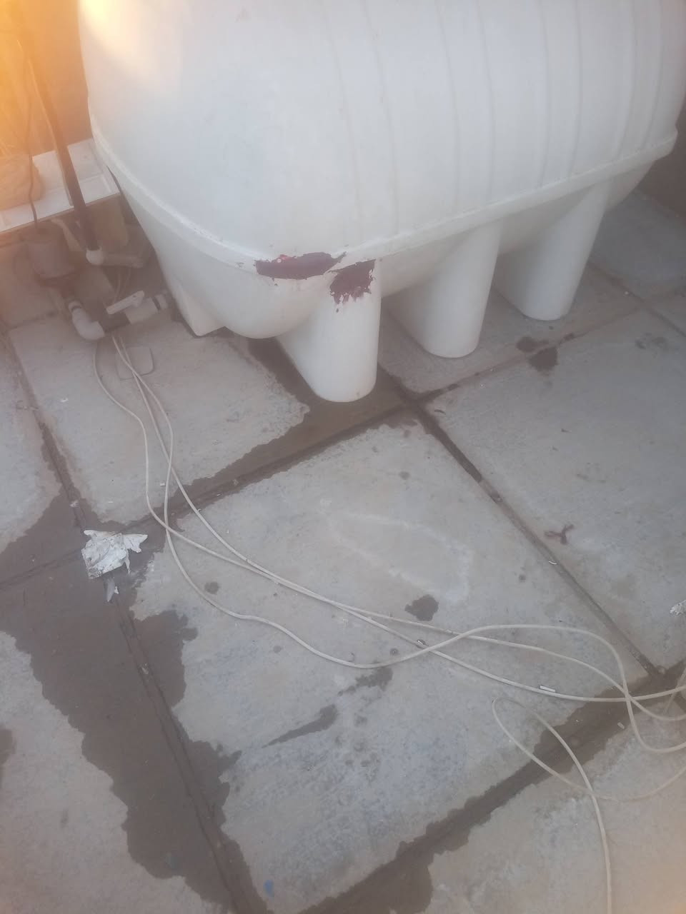 سلام عليكم تصليح تانكيات بلاستك ضمان سنه ارجعه بلادي مكاني بغداد رقم 
***********
