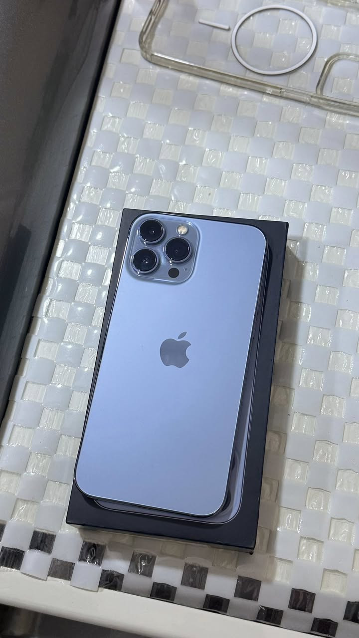 السلام عليكم 13 برو ماكس ذاكره 256 للبيع ماستر جهاز نظيف نظيف بطاريه 79 ممفتوح نهائيا كلشي ممبدل بي ماستر مكاني بغداد السعر 750 وبي مجال  الاستفسار اكثر رقمي  ***********
