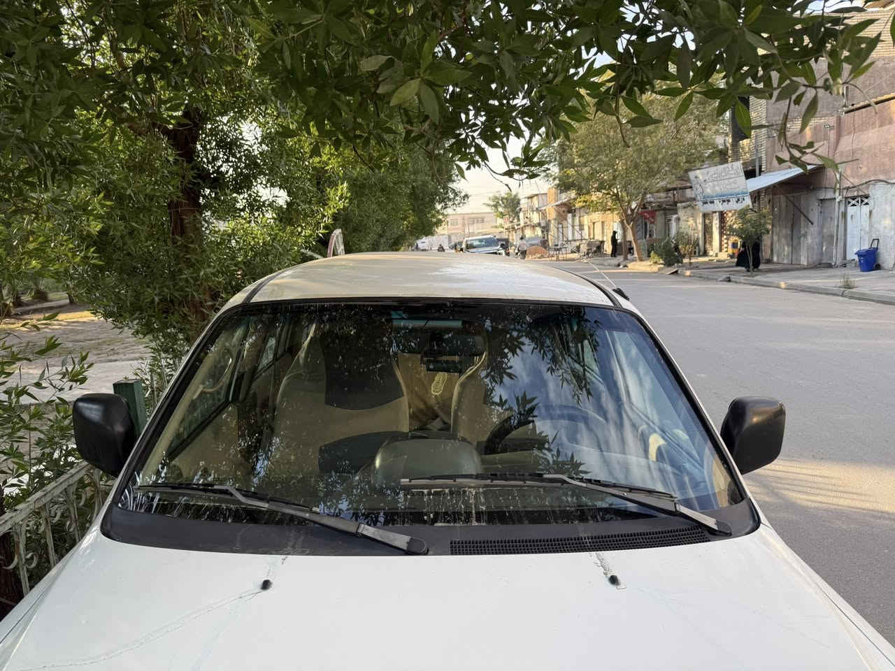 سلام عليكم اخوان
ناتيفيا 2006 للبيع  بأسمي 

مكفولة من كلشي صدر امامي وخلفي وزوج تاير جديد 

تبريد وتدفئة كله شغال 

مكينة نظيفة وصافية لا تنقيص ولا تبخير 

بيها كلير بالجاملغ الخلفي مثل ما موضح بالصورة 

السعر 92 ورقة 

مكاني بغداد الشعلة 

***********
