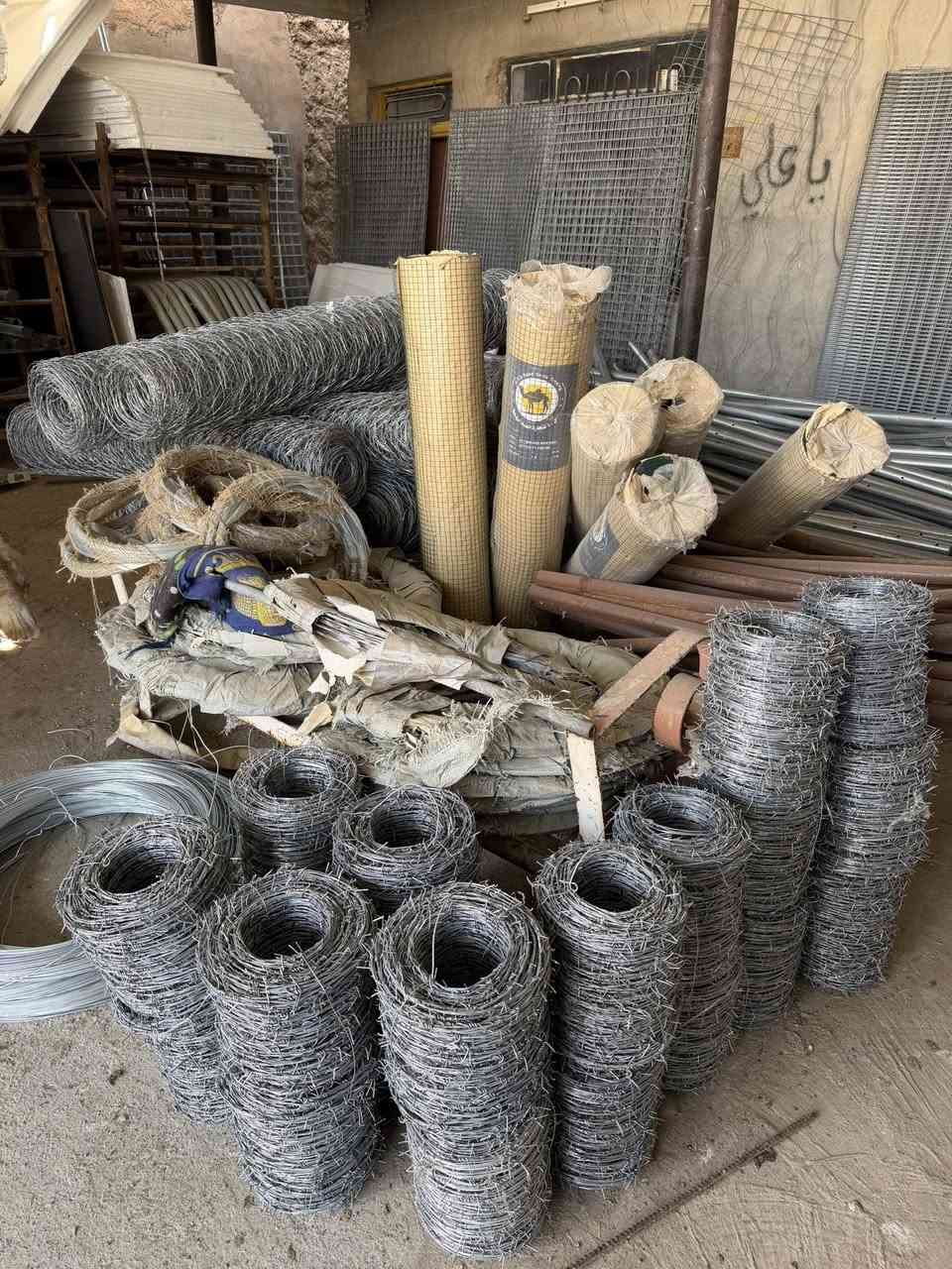 وصلتنا اليوم وجبه جديدة  من أنواع سيم  بحجم مختلفة وعمود  وبرميل كاز  بسعار مناسبه
العنوان طريق مستشفى العام تقاطع شارع بواري مقابيل. دكتورة ولاء

‭٠٧٥٠ ٩٠٨ ٦٤٢٨‬

‭٠٧٥١ ٥٤٣ ٧٢٥٣‬
