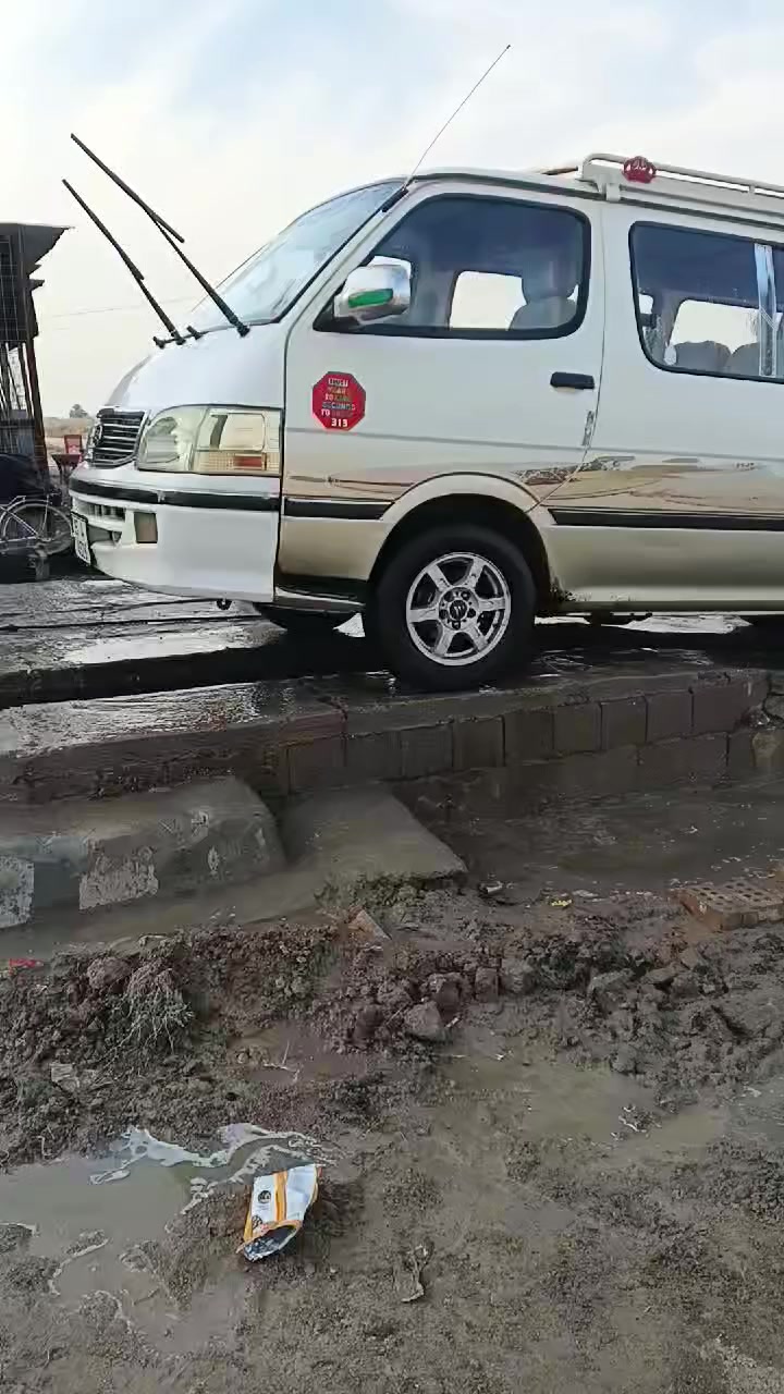 سلام عليكم دير البيع موديل 2010 كير محرك اكسل فول كهربائيات كله شغله سعره 48وبه مجال  مكان بغداد ابغريب رقم الهاتف ***********..***********
