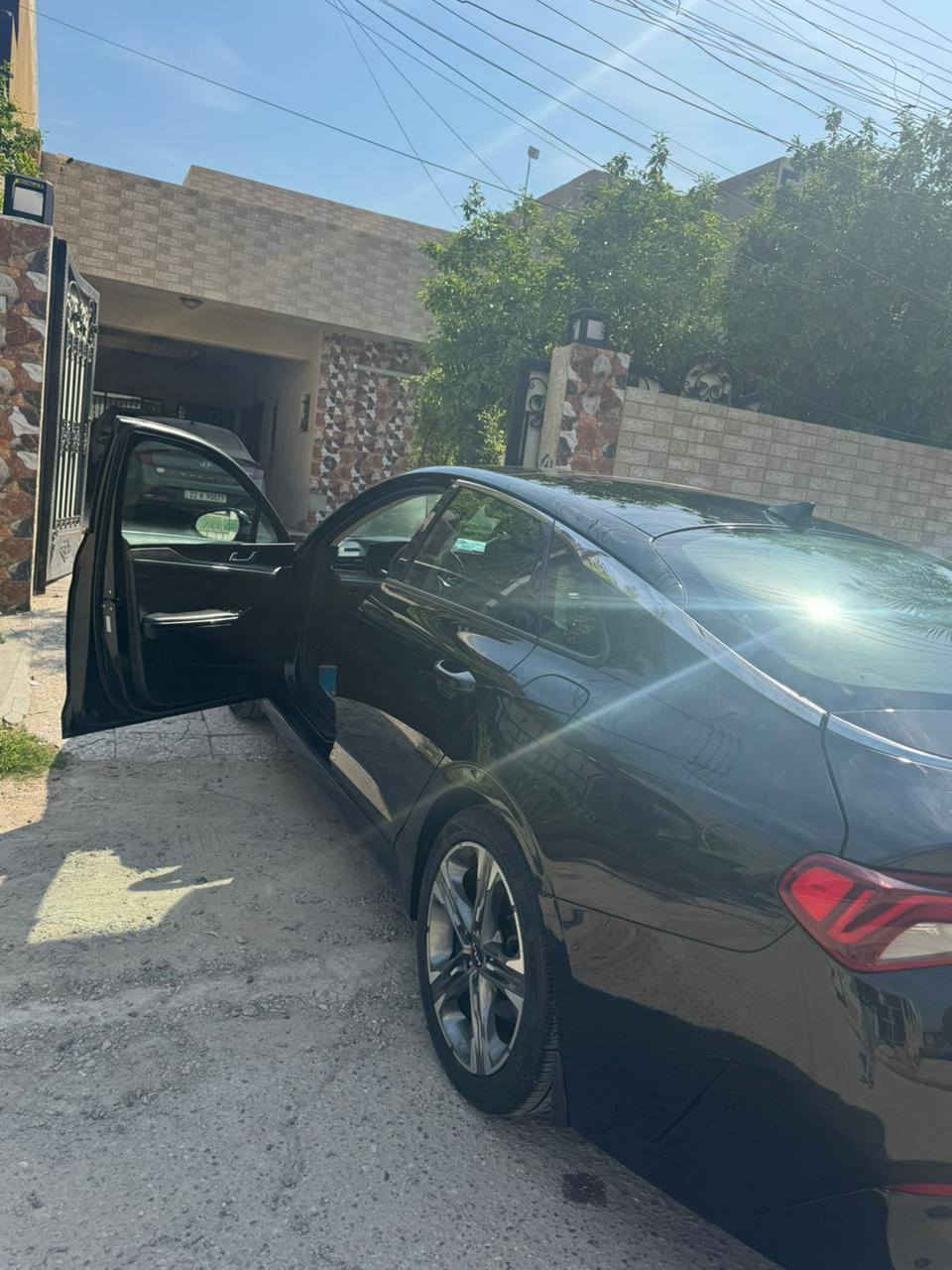 K5 2023 ex
وارد امريكي كلين تايتل
 حادثهة بانوراما وجامة خلفية
السيارة فول مواصفات 
⚜️بصمة تشغيل
⚜️تشغيل عن بعد
⚜️كشنات جلد
⚜️كشنات تدفئة تبريد
⚜️تدفئة ستيرن
⚜️كشن السائق كهرباء
⚜️اوتو هولد
⚜️سايد بريك كهرباء
⚜️رادارات ٣٦٠
⚜️محرك 1600t 
⚜️بانوراما
⚜️قيادة ذاتية
⚜️تحديد مسار
⚜️مثبت سرعة
⚜️مانع انزلاق
⚜️فول تحكمات ستيرن
⚜️ماشية 65000km
مكان السيارة بغداد الغزالية 
السعر 187 ورقه
*********** 
*********** بغداد, العراق
