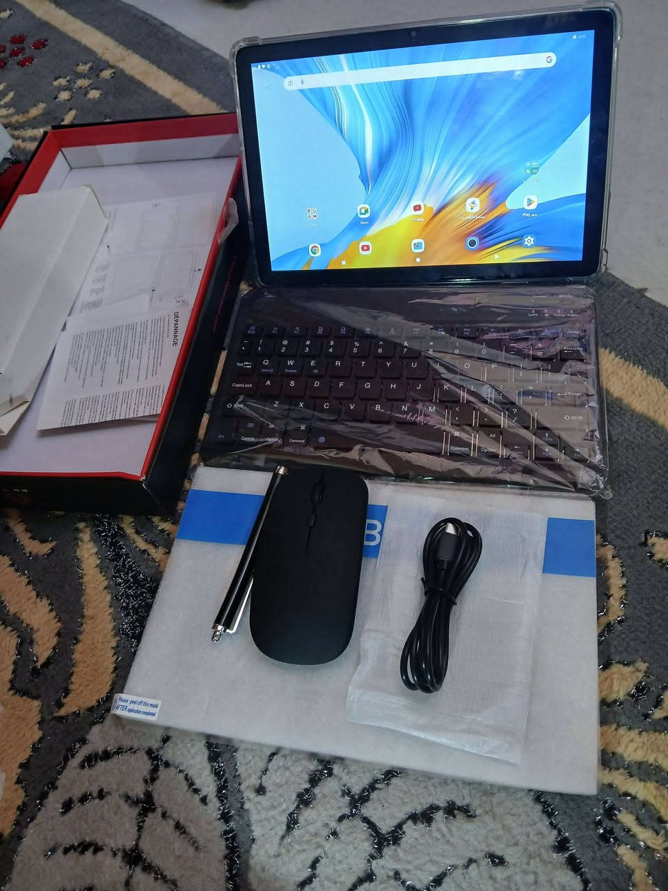 ايباد تاب ذاكره ١٢٨ بطاريه ٨٠٠٠ مراسله على الرقم ***********
