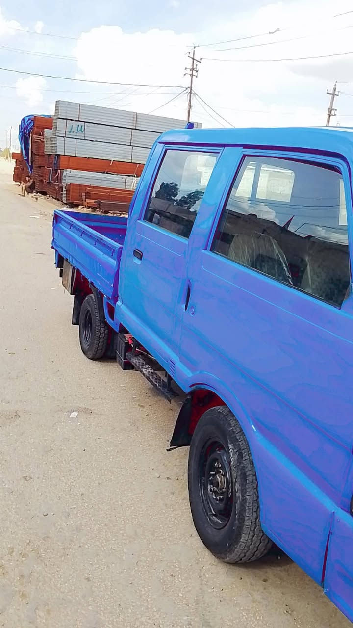 السلام عليكم سياره بنجو للبيع سياره رقمها انجليزي سياره باسمي سياره رايديها ب 48 وبيها مجال دبل قماره محرك اكسن جير مكفولات سياره مال جناي هذا الرقم تليفون راعيها *********** ورحمه لوالديكم لا احد يكسر بحاجه العالم
