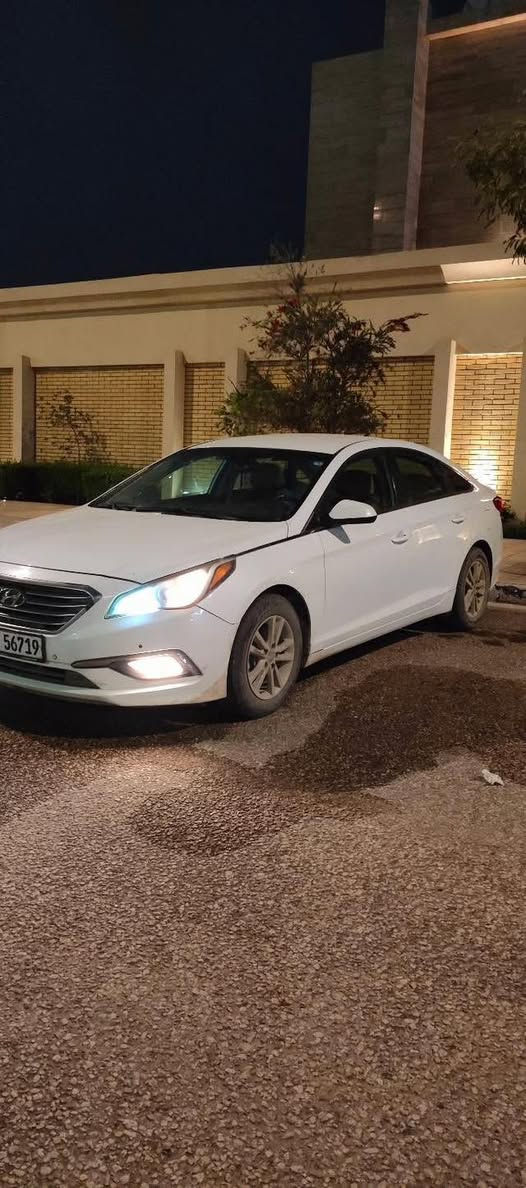 سلام عليكم سوناتا 2017 وارد امريكي ضربتها موضحه بلصور وبلعراق بيها تكشير صبغ  بلقماره والجنطه احنه معالجي ماشيه 150mi راعيها عربي بسمه كير ومكينه وتبريد ثلج حداديه نضيفه لايت زنون دواخل جديده مال جناي وهاي صورها كدامكم مكاني كربلاء ***********
117 وبيها مجال
