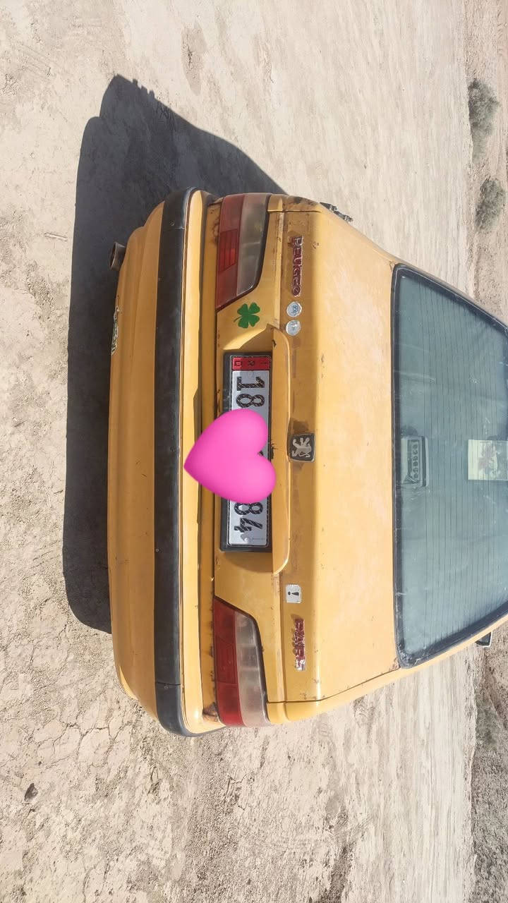 سلام عليكم سيارة بيجو بارص مديل 13
سياره كير مكينه تبريد خير من الله كلشي شغال بيهه
فقط بيهه خياسات بصيطه  متوازي علي بيع شراي يتصل  وبي خير ويدلل ***********@
