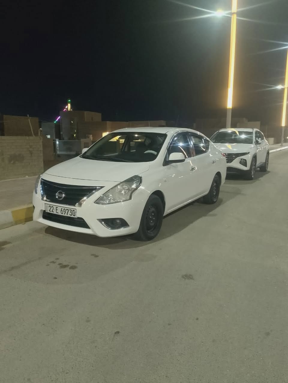 السلام عليكم للبيع
سني هندي 
موديل  2021
بيها نص جاملغ المامي صبغ
السعر 98
المكان السيارة الحبانيه الخالديه 
رقم الهاتف ***********
