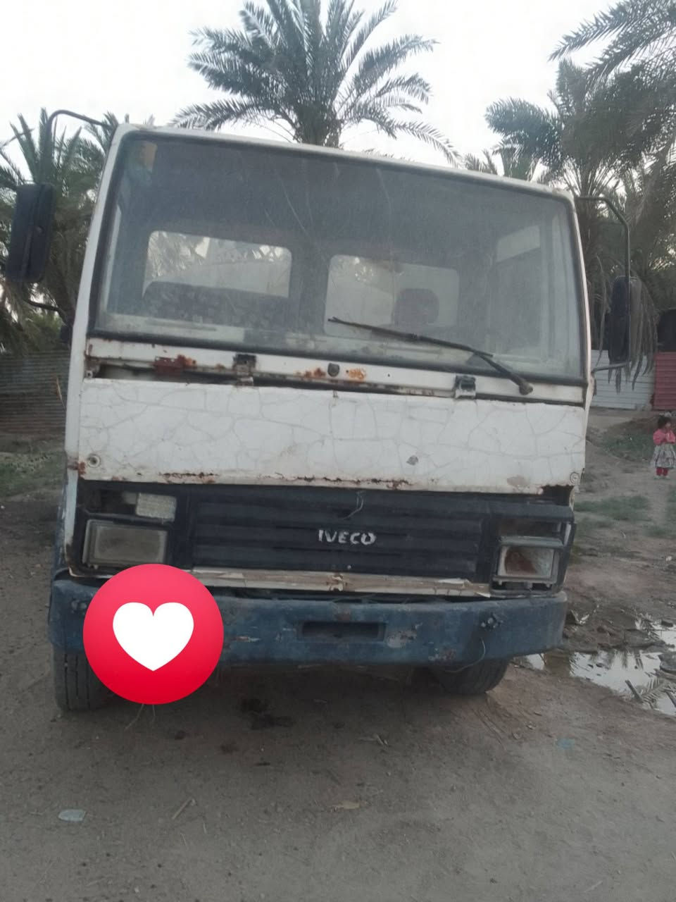 سلام عليكم يابه اهل بلاش ليوم جايبلكم دنكر افيكو سنويته صاقطه حمل 8طن محركه وكير نضاف وراعيهه موجود شوكت ما تريد تحول يحولك سعره بلاش اتصل علي وبخدمتك ***********مكاني بصره كرمة
