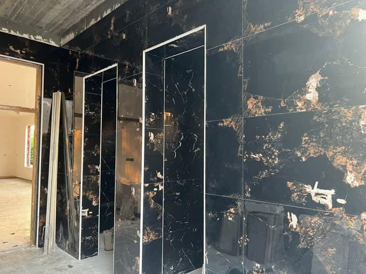 بسم الله
هذ من فضل ربي كادر سيراميك مصري درجه أوله تسليم مهندس شغل فول تسليم هندسي باحدث الديكورات

***********
