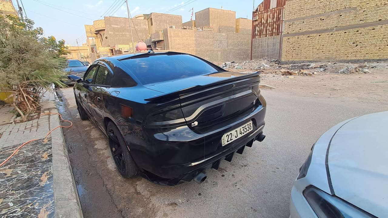 جارجر ١٧ كندي  سياره داخله كلين هنا صار بيها جاملغ صبغ الامامي مال سايق  السياره بيها مكانات بارد ما بيها اي قطعه مبدله كلهن بلاد  
فتح براغي البنيد و جاملغ بس علمود تقسيم صور الحادث عندي و سونار مالها 

ملاحظه السياره 
كير جديد 
مكينه جديده
مشط جديد
اكسل جديد
درايم شفت جديد
براد جديد
باتري جديد
 رقم اربيل بسمي 
 سياره نقصها ترتيب دعاميه   
و حداديه ترتيب

***********

مكلف بل نشر
