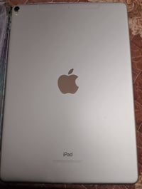 ايباد 10برو 2017للبيع لاايباد ما مبدل بي اي شي ذاكرة 64الشاشة 120هيرتز...