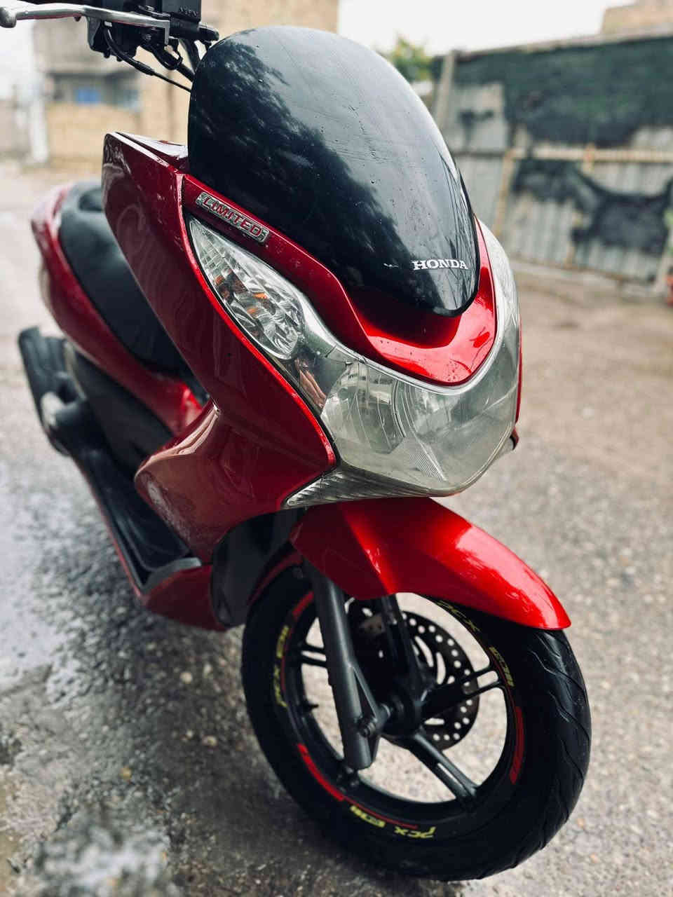 سلام عليكم بي سي اكس. لبيع جيل الاول ياباني مكينة 150  خير من لله الدراجه لافشكه ولا تنضح دهن ولا تبخير ولا تنقيص دراجه خير من الله ستان حساس مكان بغداد المعامل   رقم الهاتف ***********
