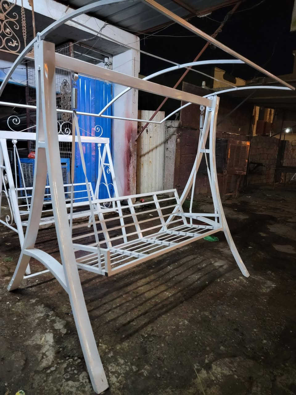 حداد عام 
قمريات / ديديات 
بواب شبابيك فصالت 
حمايات للشبابيك بسعار مناسبه 
هذا  جزء بسيط من شغلنا 
تشرفونه موقعنا حي السكر 
*********** واتس 
اي شي يخص الحداده تامرونه امر
