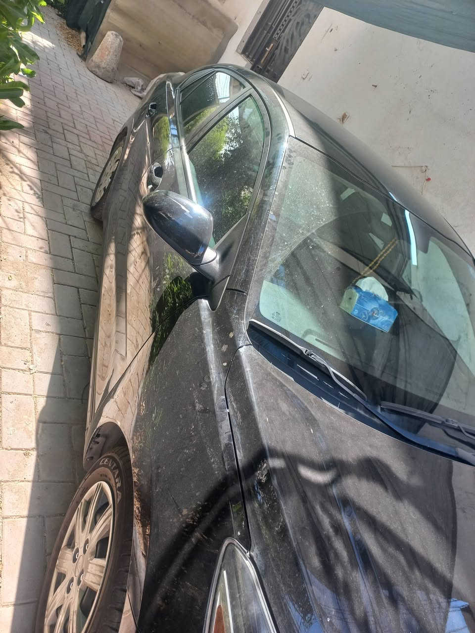السلام عليكم. 
كيا ريو ٢٠٢١ للبيع 
وارد أمريكي محرك ١٦٠٠ دوش ٨ نوزل 
كي cvt 
سيارة حادثها خلفي فقط 
كير محرك مكفول 
تبريد منظومة كامله جديدة ثلج ثلج 
ماشي ٥١ ميل 
بجم كبس كير محرك ما مفتوح ابد 
سيارة عليها إدامة كاملة 
رقم بغداد جديد 
سنوية وهزة جديدة 
داخل السيارة جديد بعدة 
مكاني بغداد 
سونار موجود بالمنشور
السعر ١١٣ ورقة 
رقم الهاتف ***********
