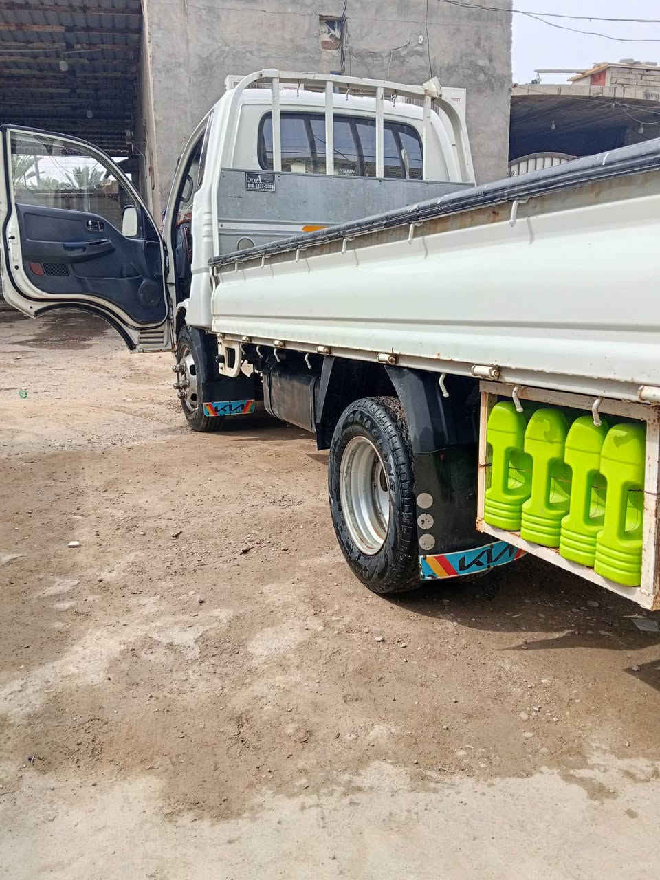 سلام عليكم كيه فحل سبلاين مكفوله 2009 بسمي لسيارا سعرها 115 مكاني بصره قرنه ***********
