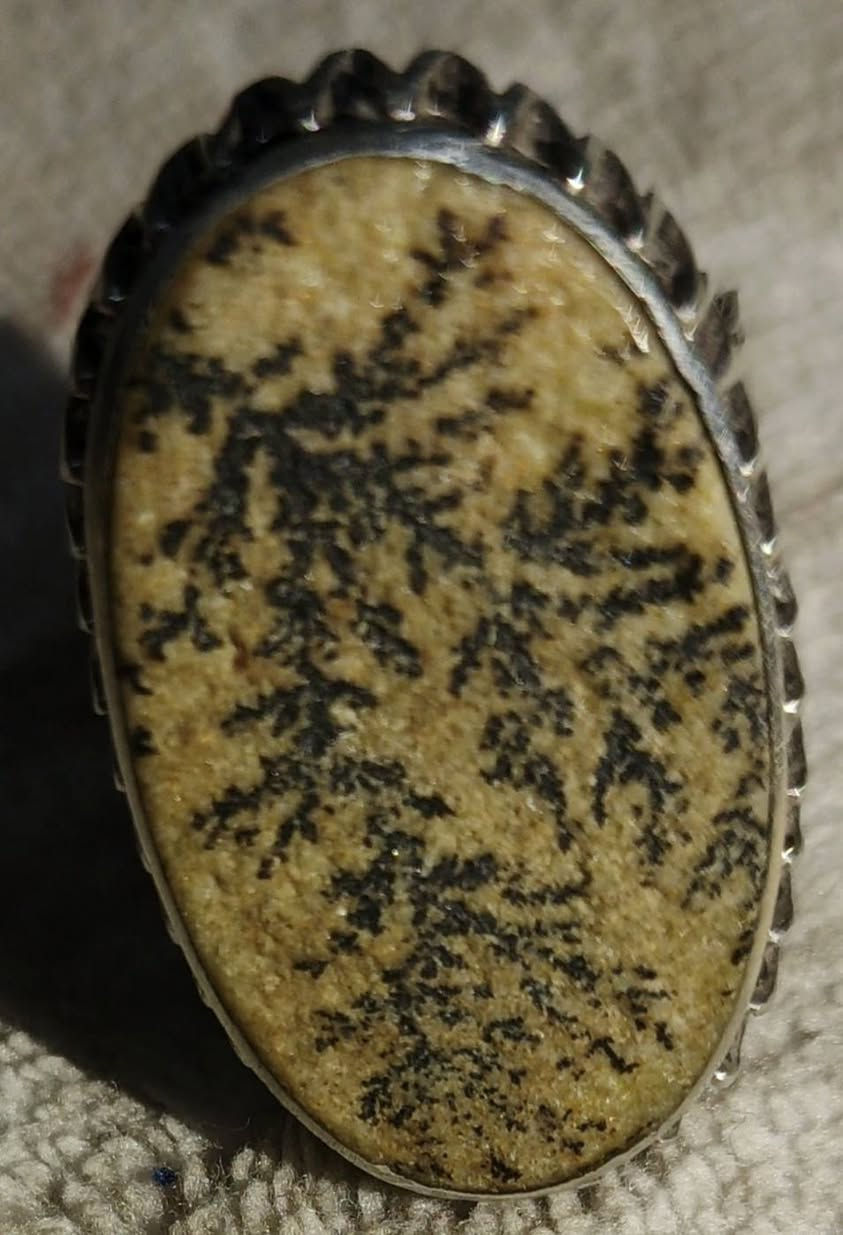 خاتم للبيع صياغه ثقيله السعر ١٠٠ ألف يوجد توصيل لجميع المحافظات


**إذا كنت صاحب هذا الإعلان وتريد حذفه لأي سبب، رجاءا أرسل رسالة إلى الدعم الفني**