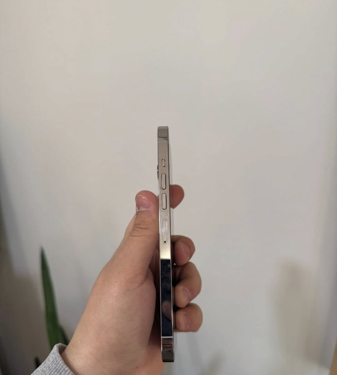 السلام عليكم
آيفون 13 برو ماكس  للبيع💸

ذاكره 256

بطاريه 85 🔋

ملاحضه: الجهاز جداً نضيف
جهاز عربي شراق اوسط
المكان بغداد البيجيه📍

توصيل متوفر 🚚 

السعر : 680 الف قفله 

اذا تحب تستفسر اكثر الرقم وتساب فقط*********** ☎️
