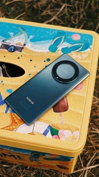 #البيع هونر x9c ذاكره 256 نضافه ٩٥/١٠٠ جهاز ما صاره شهرين مستعمل ملحقا...