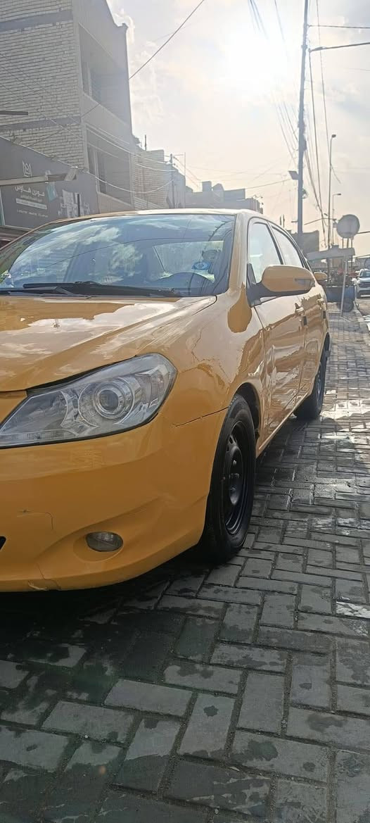 سلام عليكم اخوان
ييوايدي موديل 2013
كير مكينه لاتبغير ولاتنقيص كفاله 
صدر امامي خلفي جديد 
دوشمه جديدة 
تخم تاير جديد كهربائياتهه كلهه شغله 
سياره بصمه تشغيل عن بعد
تبريد ثلج سياره جاهز اي نقص مابيه 
تحويل ثاني يوم
الاتصال ***********السعر46العنوان بغدادحي الجهاد
